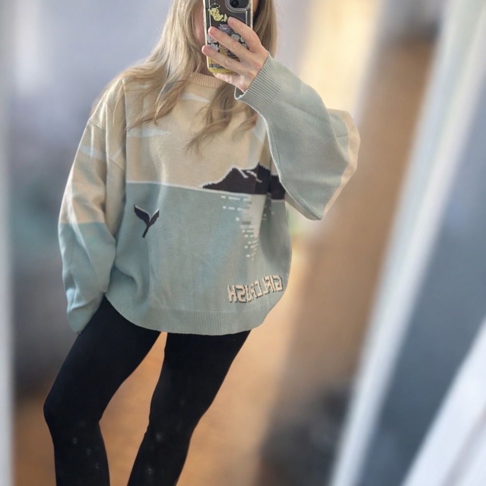 Women's Cozy Graphic Sweatshirt in Blue and Cream